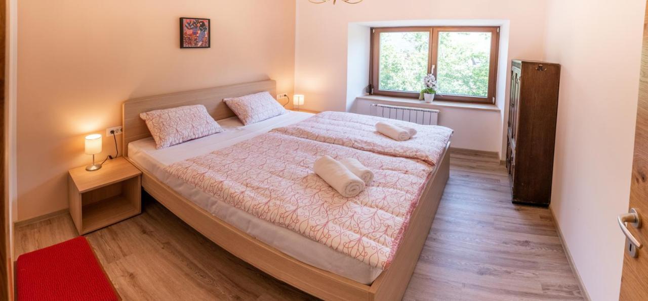House Hiperbola & Outdoor Activities Bovec Exterior foto