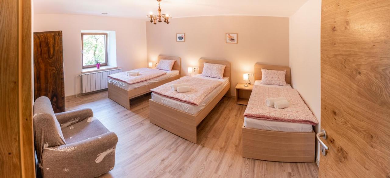 House Hiperbola & Outdoor Activities Bovec Exterior foto